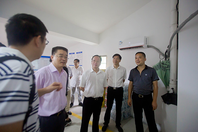 1534668199723664.jpg 1.jpg