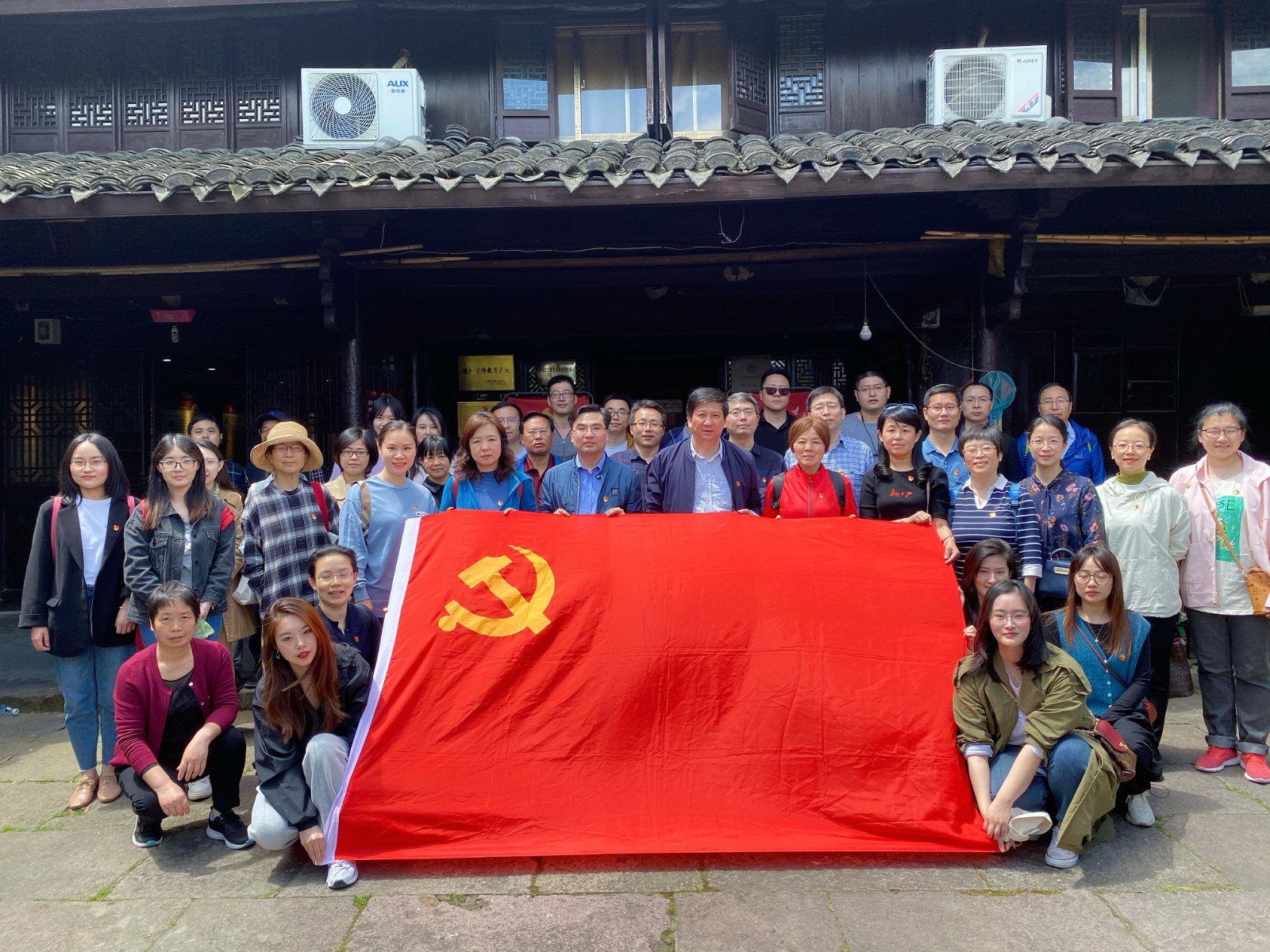 1618996793205152.jpg 1618996793205152.jpg