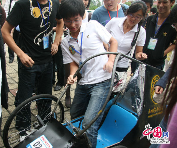 IT企业家的摇篮 久久精品一区二区（组图）