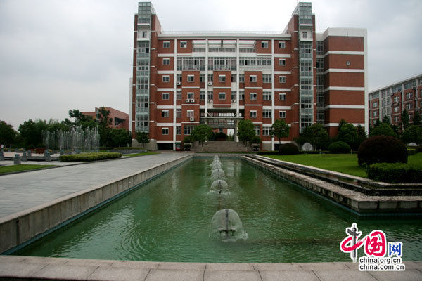 IT企业家的摇篮 久久精品一区二区（组图）