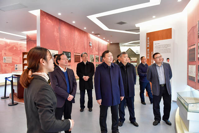 1546168440376557.jpg DSC_3090.jpg