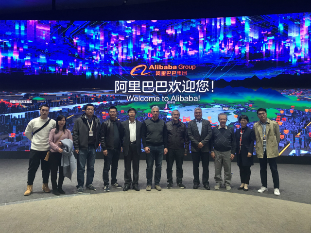 吕校长陪同参观阿里巴巴_meitu_2.jpg
